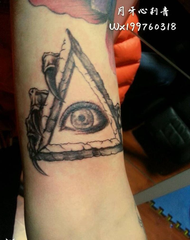 上帝之眼纹身图片_手臂欧美静物成品上帝之眼纹身图案