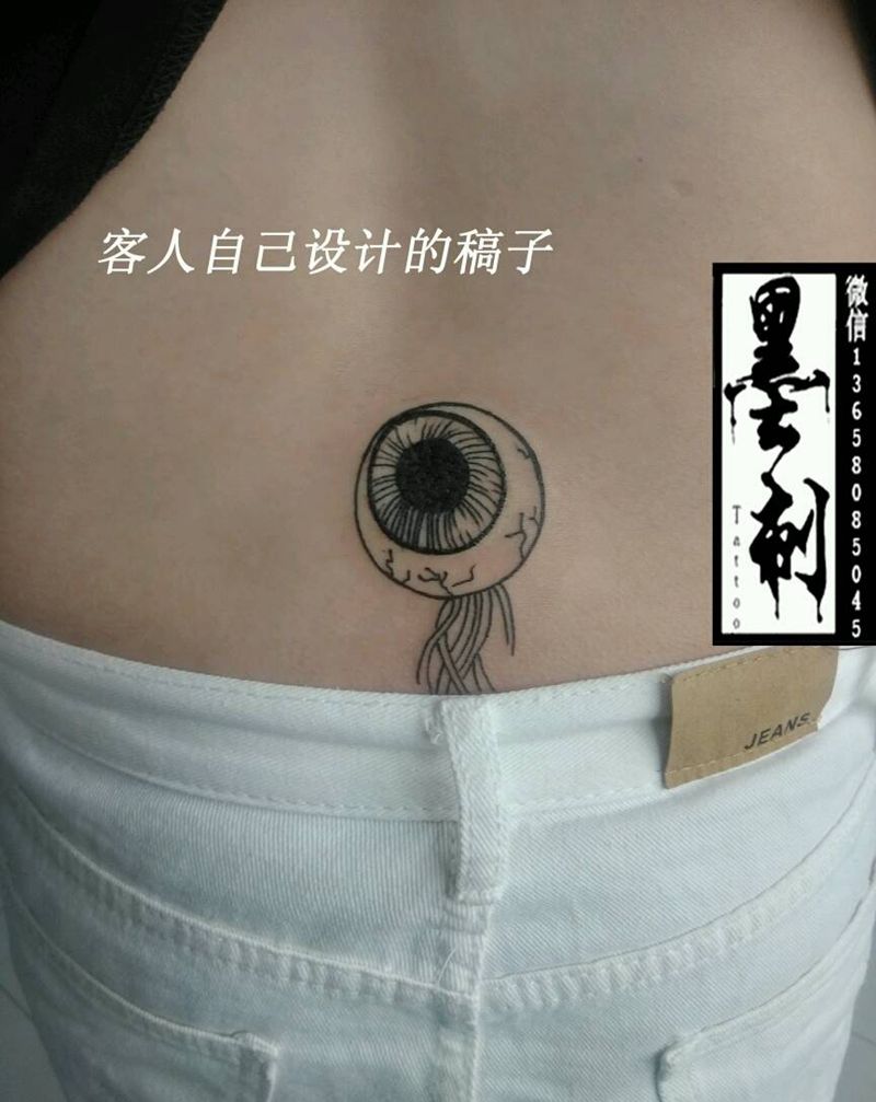 眼睛纹身图片