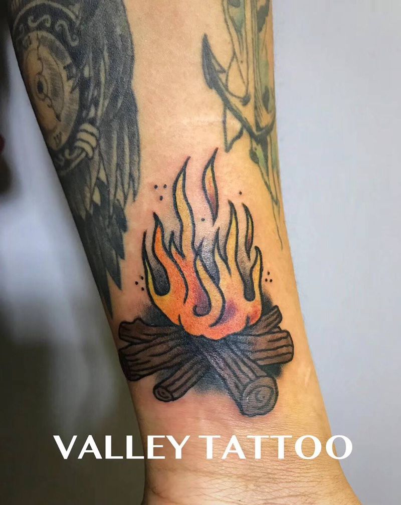 School 火堆纹身图片