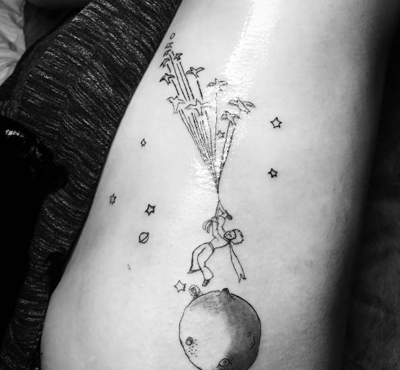 小王子纹身图片_成品手稿插画腰部欧美清新人物西大門纹身图案