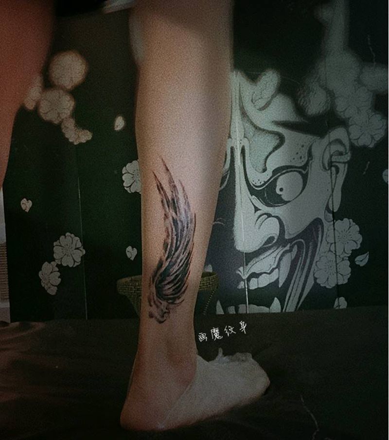 脚踝翅膀纹身图片_脚部欧美写实纹身图案