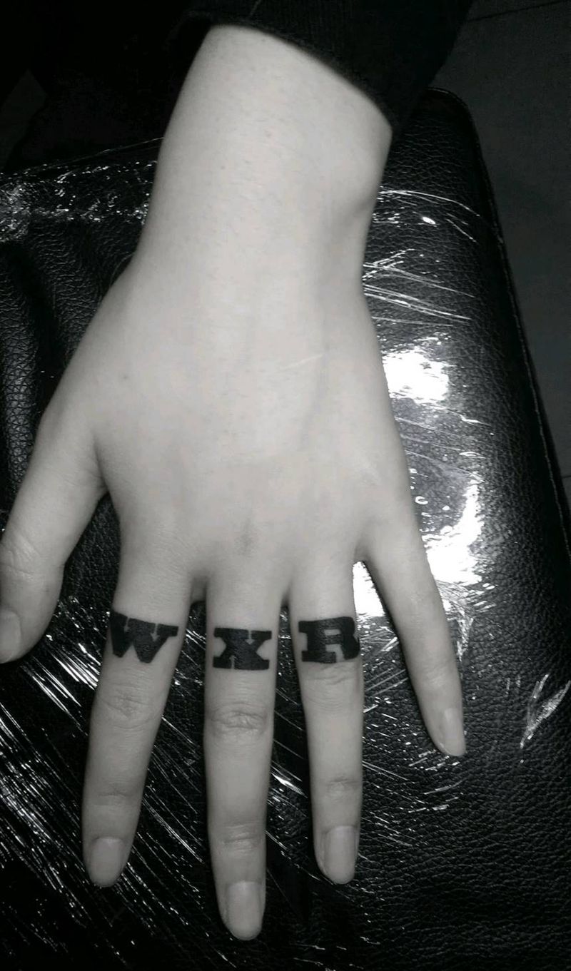 字母纹身图片_花体字纹身图案