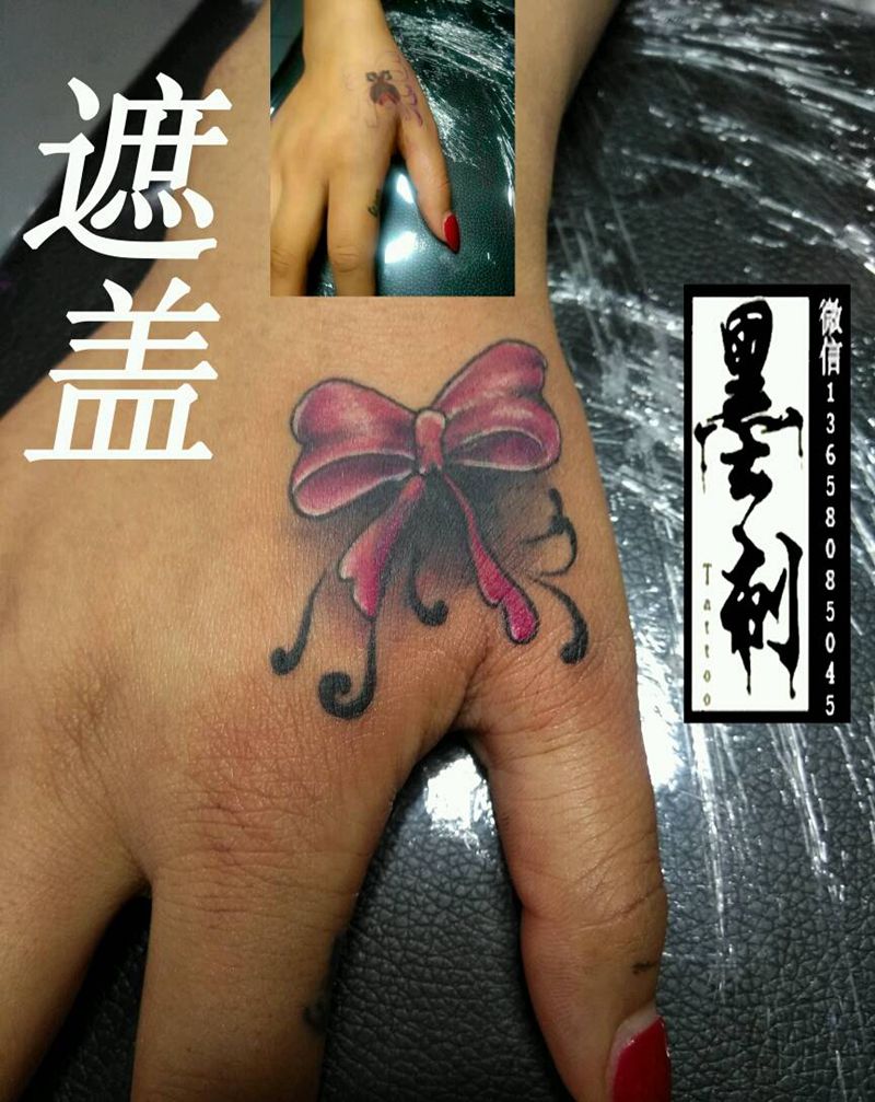 蝴蝶结纹身图片
