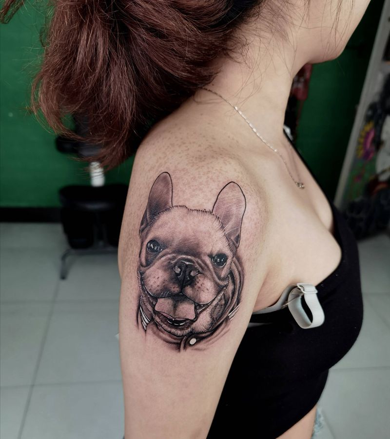 狗纹身图片_肩部纹身图案