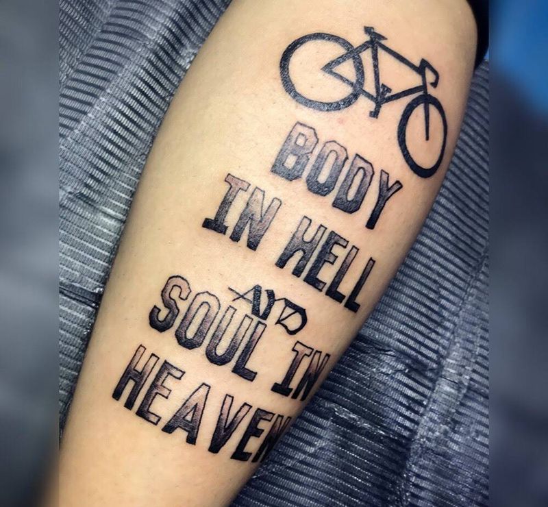 —地狱中的肉体And 天堂中的灵魂、纹身图片_成品字符腿部纹身图案