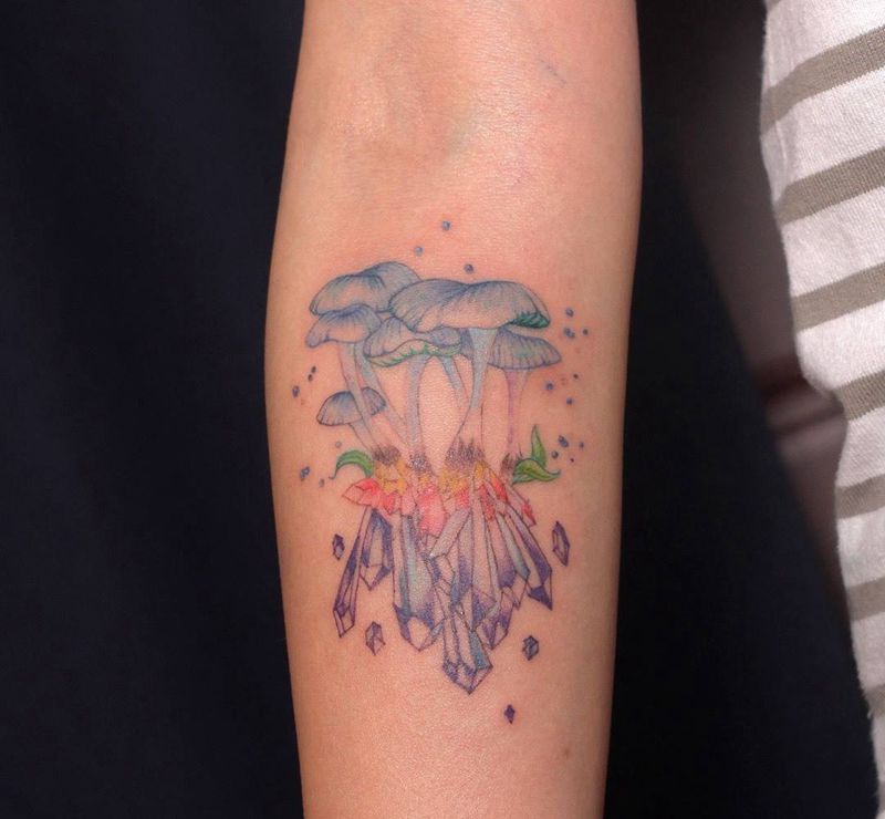 吃菌需谨慎纹身图片_成品手稿插画手臂欧美清新植物静物原创几何纹身图案