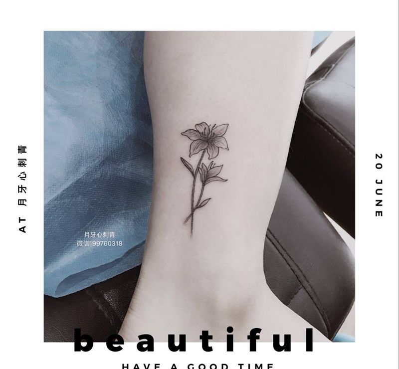 花纹身图片_成品腿部脚部清新植物花脚踝纹身图案