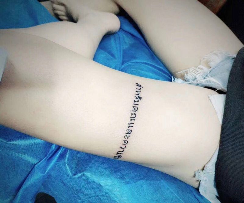 大腿纹身纹身图片