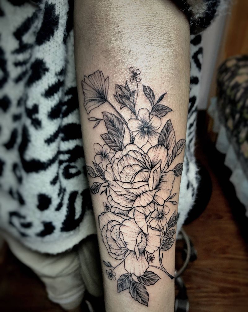 素花纹身图片_手部手臂几何纹身图案