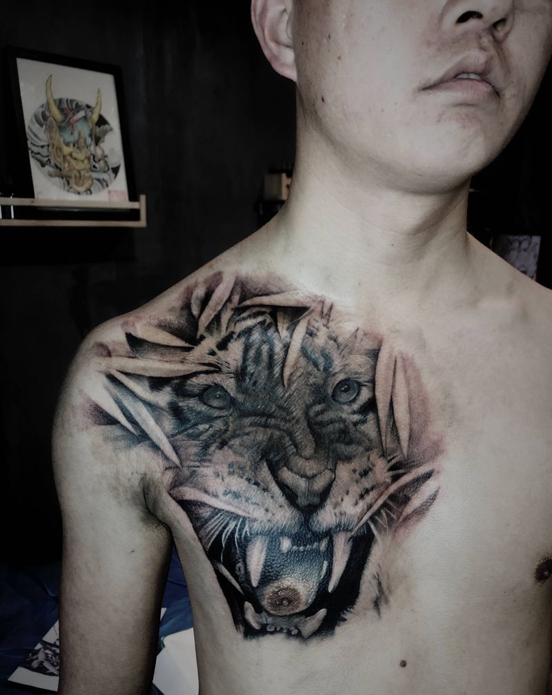 老虎疤痕遮盖纹身图片_胸部欧美写实纹身图案