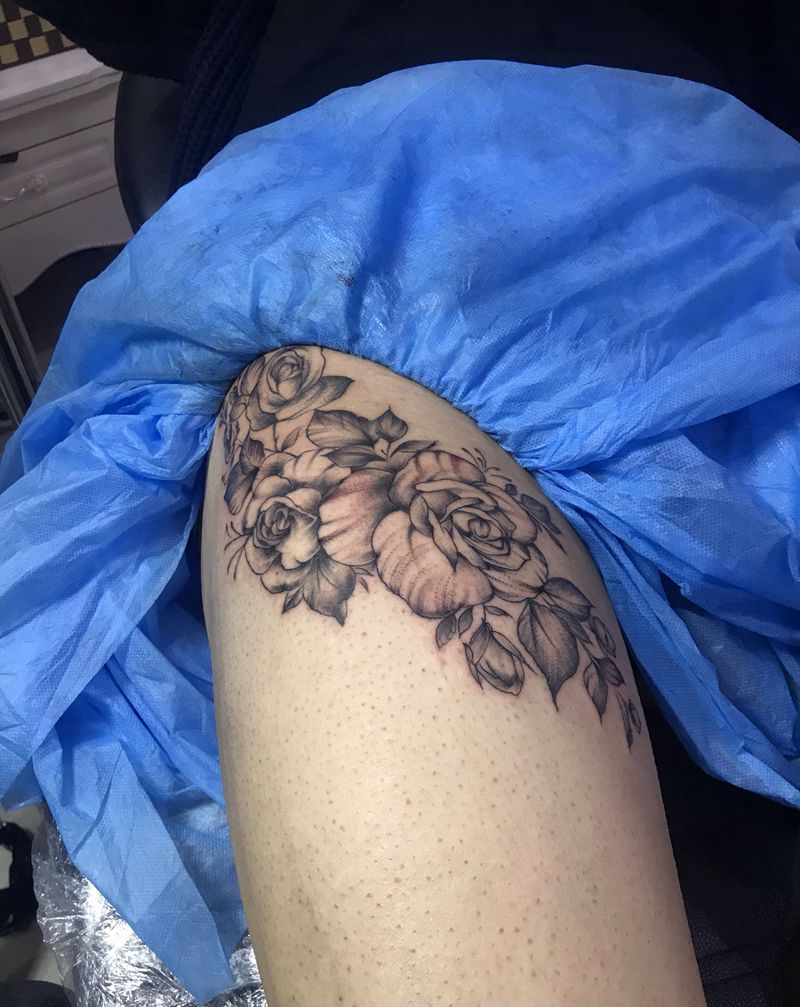 女孩大腿素花纹身纹身图片_腿部腰部纹身图案