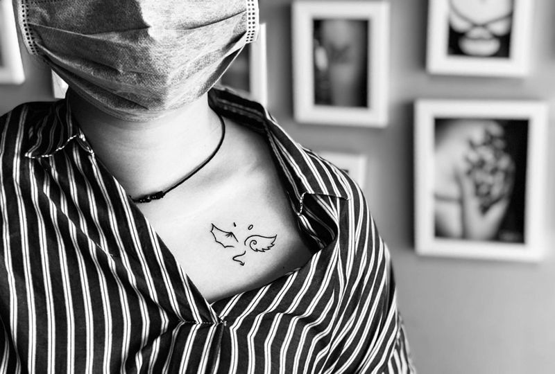 恶魔天使纹身图片_胸部纹身图案