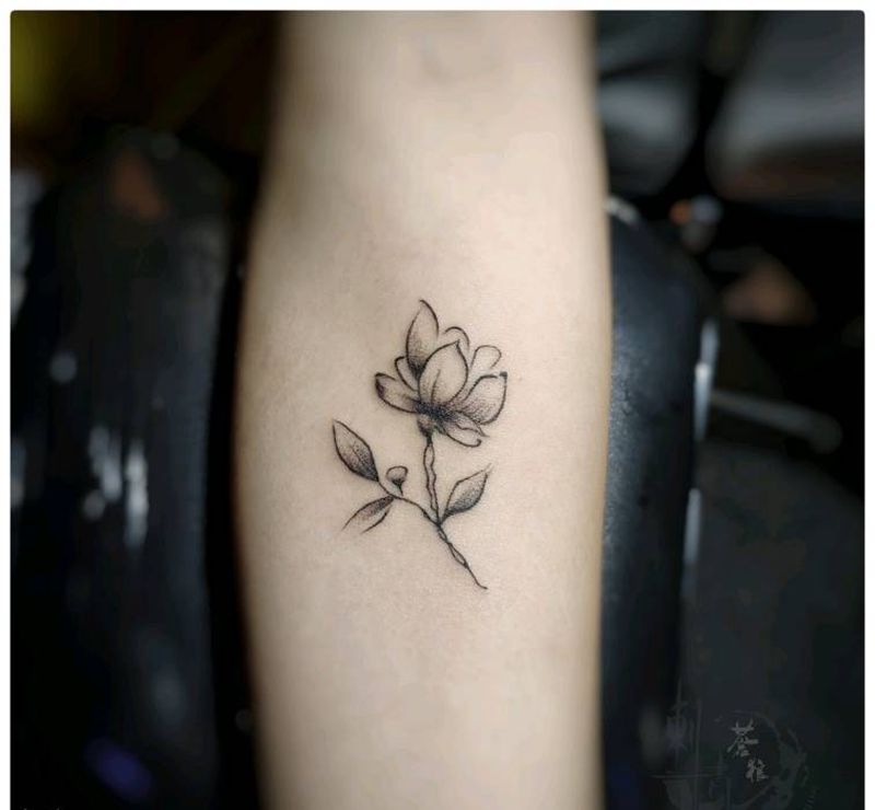 花纹身图片_手部纹身图案