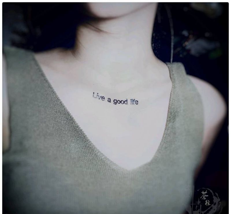 文字纹身图片_肩部纹身图案