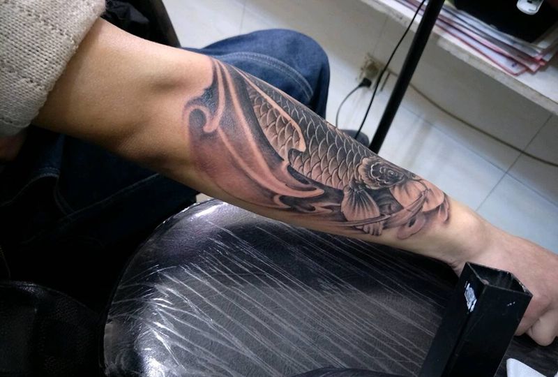 老传统鱼纹身图片