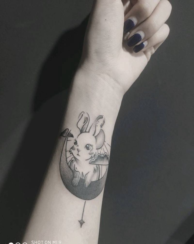 小兔子纹身图片_手部新传统纹身图案