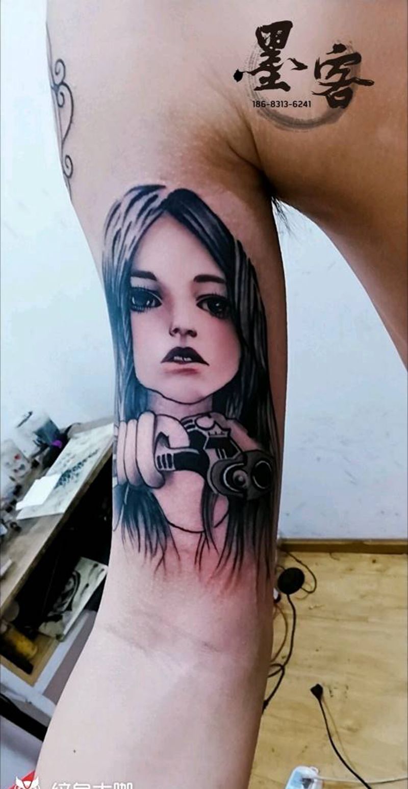 ～～～～纹身图片_手臂欧美写实纹身图案