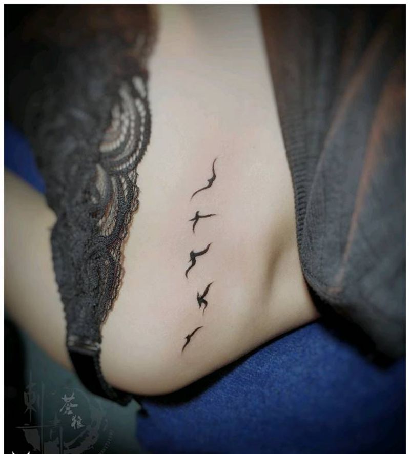 海鸥纹身图片