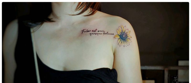 向日葵纹身图片_肩部纹身图案