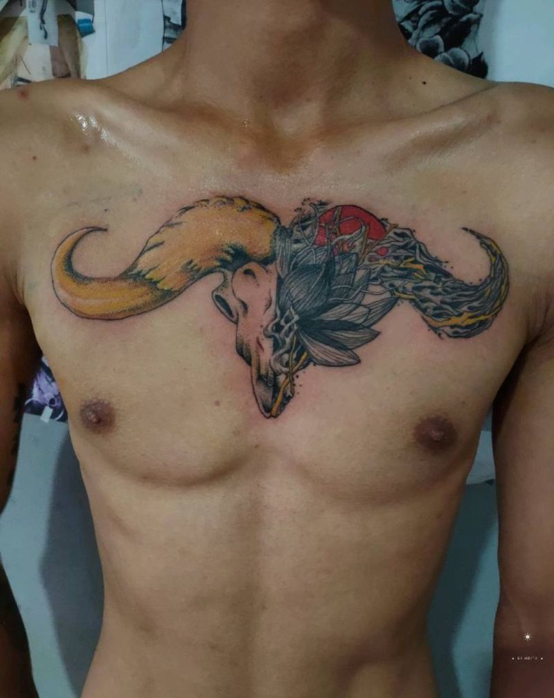 123纹身图片_胸部点刺几何纹身图案