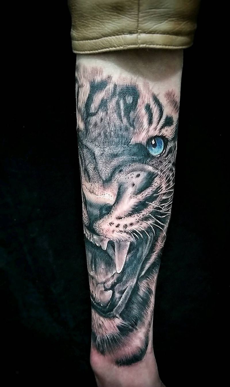 大老虎纹身图片