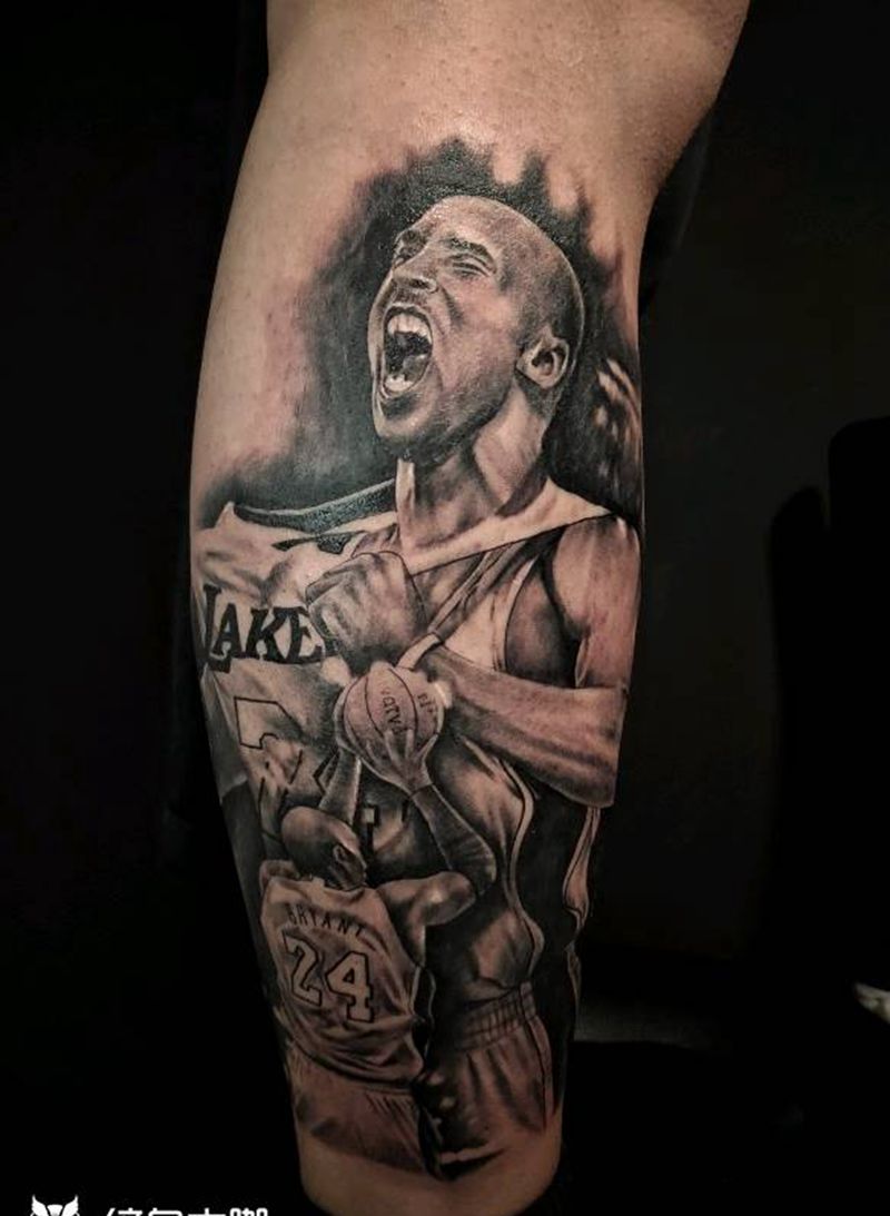 科迷的纪念方式纹身图片_腿部欧美写实纹身图案