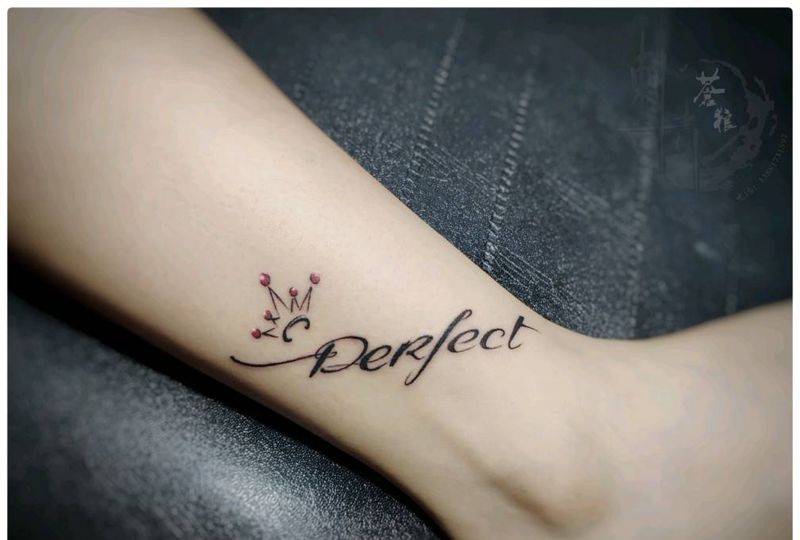 英文纹身图片_腿部纹身图案