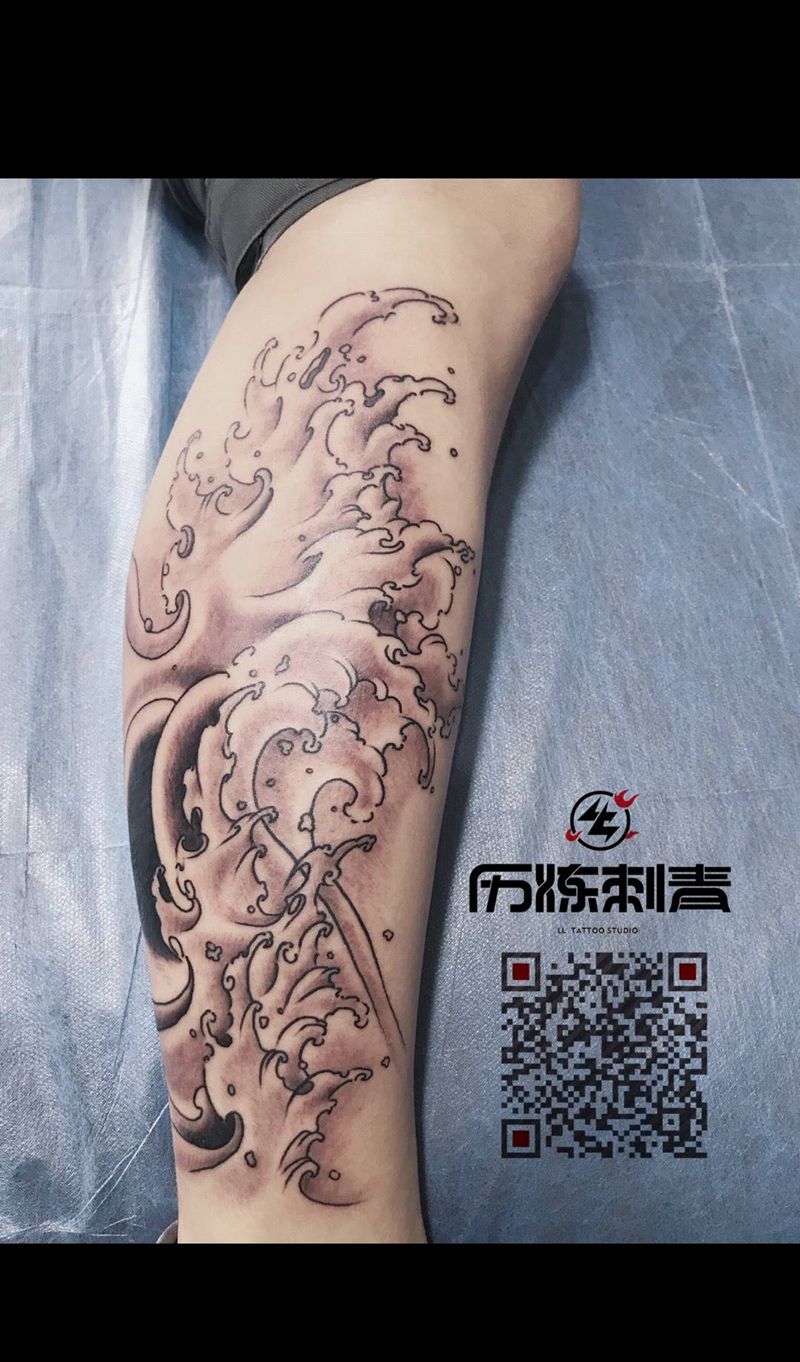 水浪纹身图片