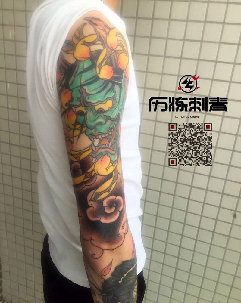 花臂未完成纹身图片