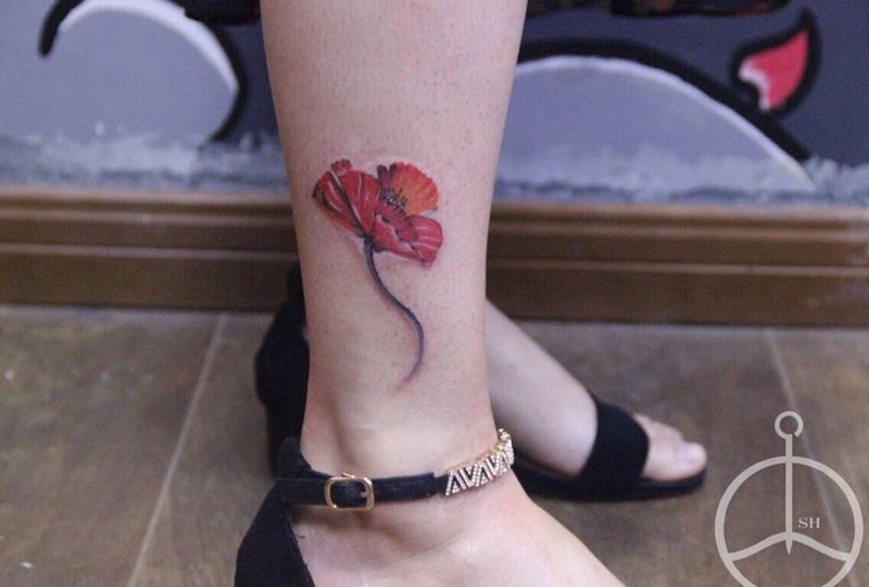 罂粟花纹身图片_国画清新腿部脚部成品植物纹身图案