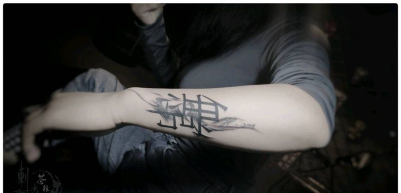 文字纹身图片_手部纹身图案