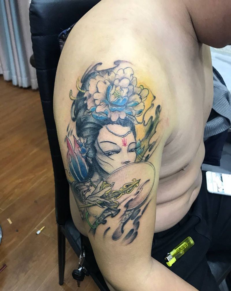 艺姬,原图无特效纹身图片