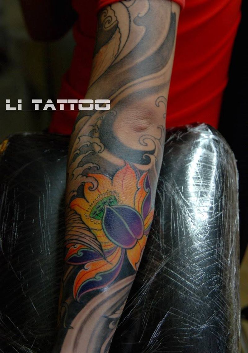 花臂彩色开始纹身图片