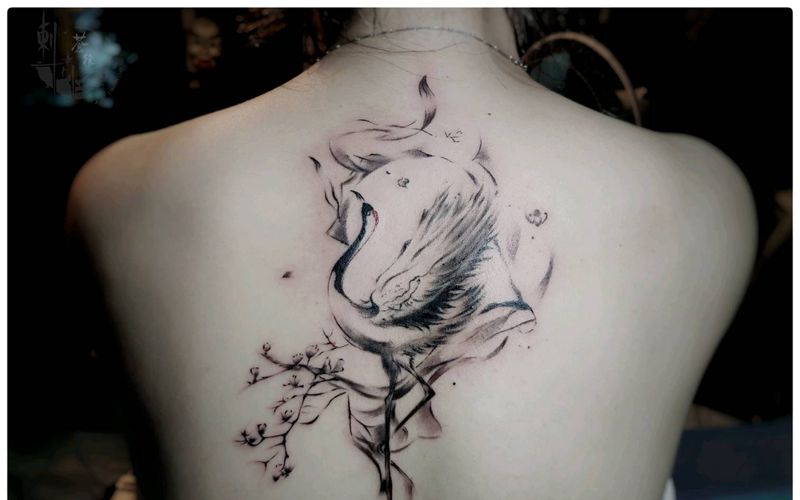 仙鹤纹身图片_背部纹身图案