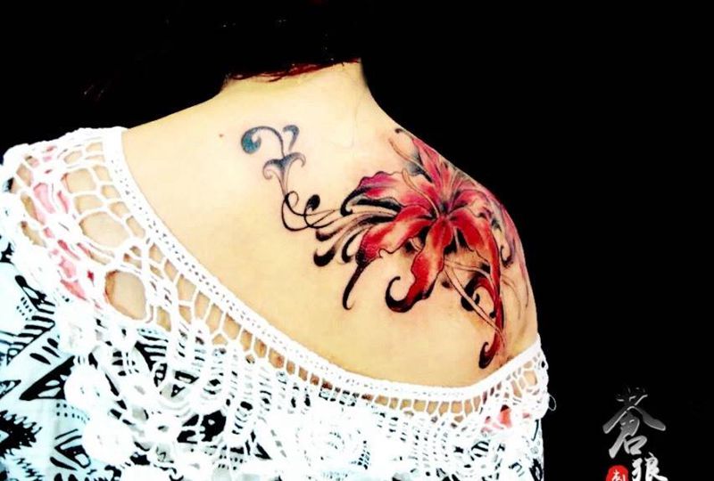 彼岸花纹身图片