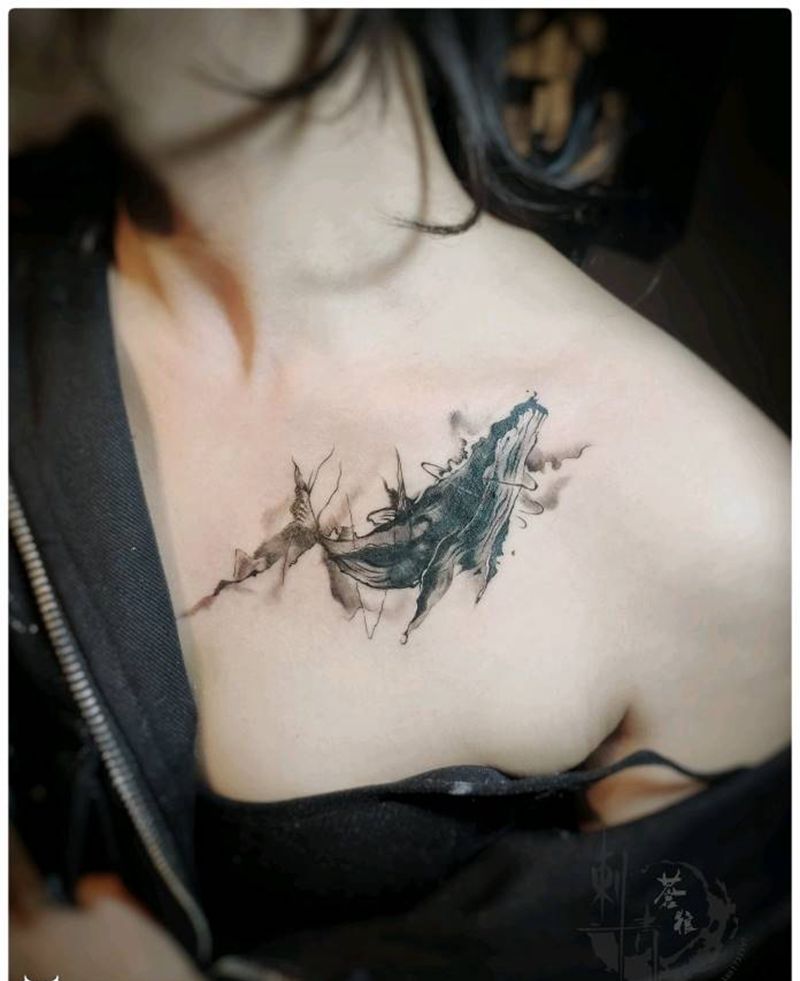 鲸鱼纹身图片_胸部纹身图案