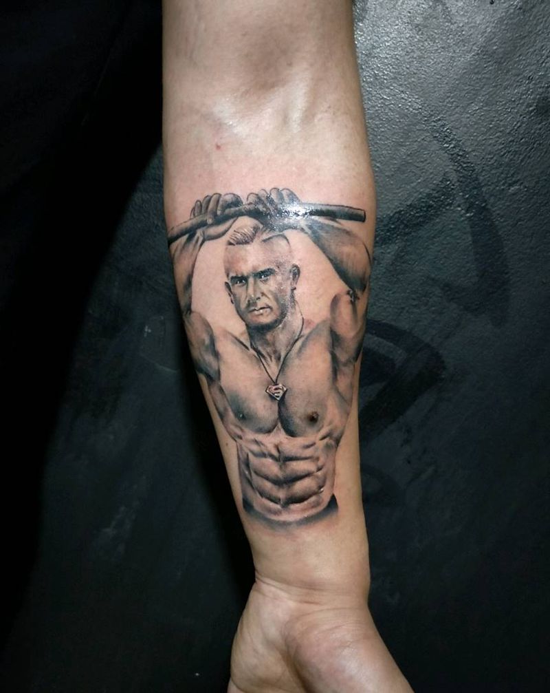 巨臂某某纹身图片