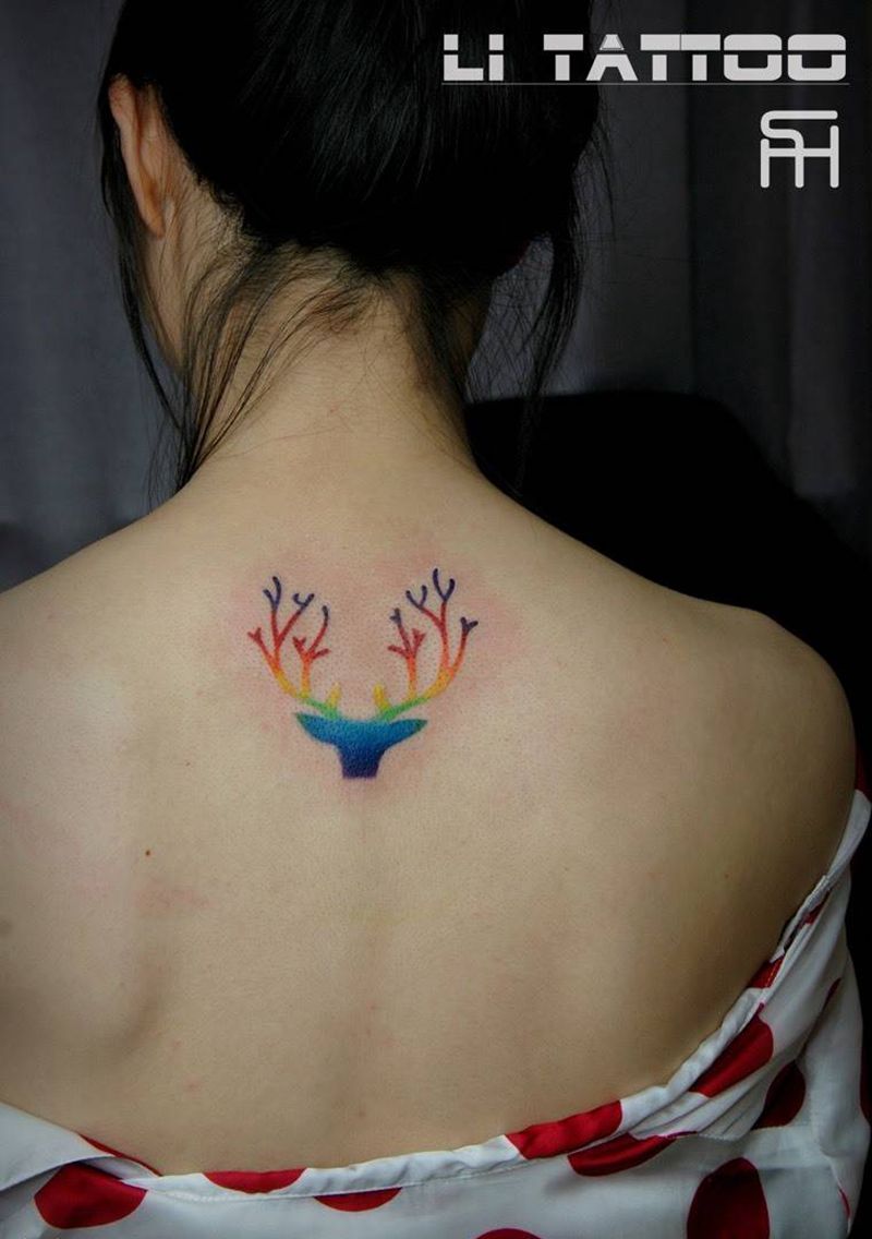 彩色麋鹿纹身图片