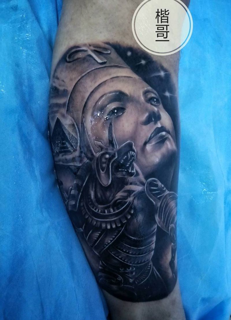 阿鲁比斯法老纹身图片_腿部欧美写实纹身图案