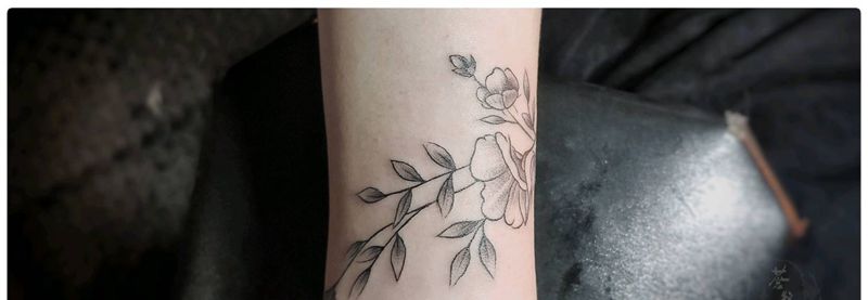 花纹身图片_手部纹身图案