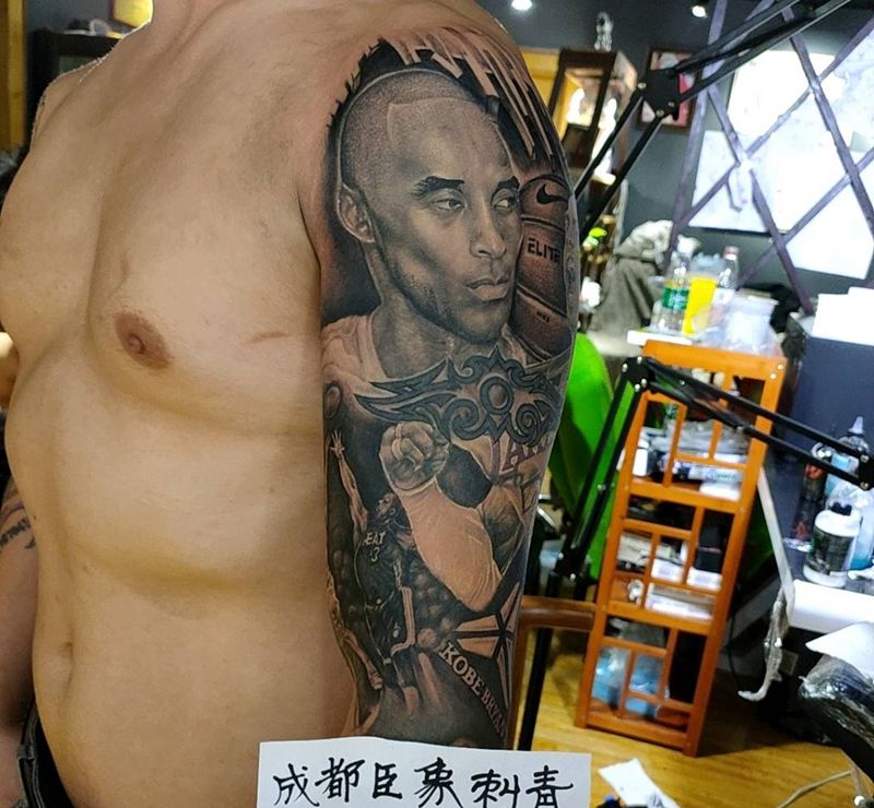 科比.布莱恩特纹身图片_手臂欧美写实科比篮球纹身图案