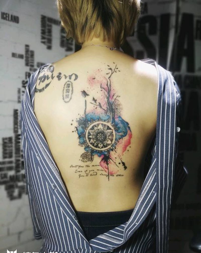 五纹身图片_背部清新贴纸几何植物成品纹身图案