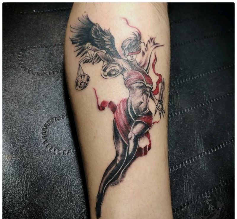 女纹身图片_腿部纹身图案