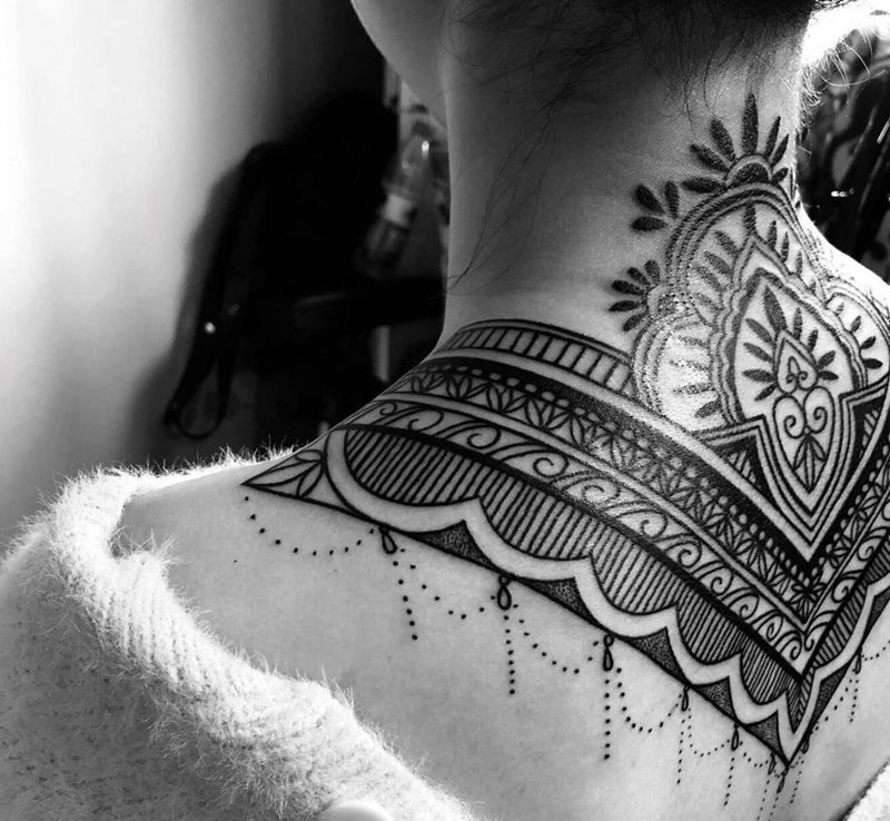 晒痕弱化纹身图片_遮盖纹身图案