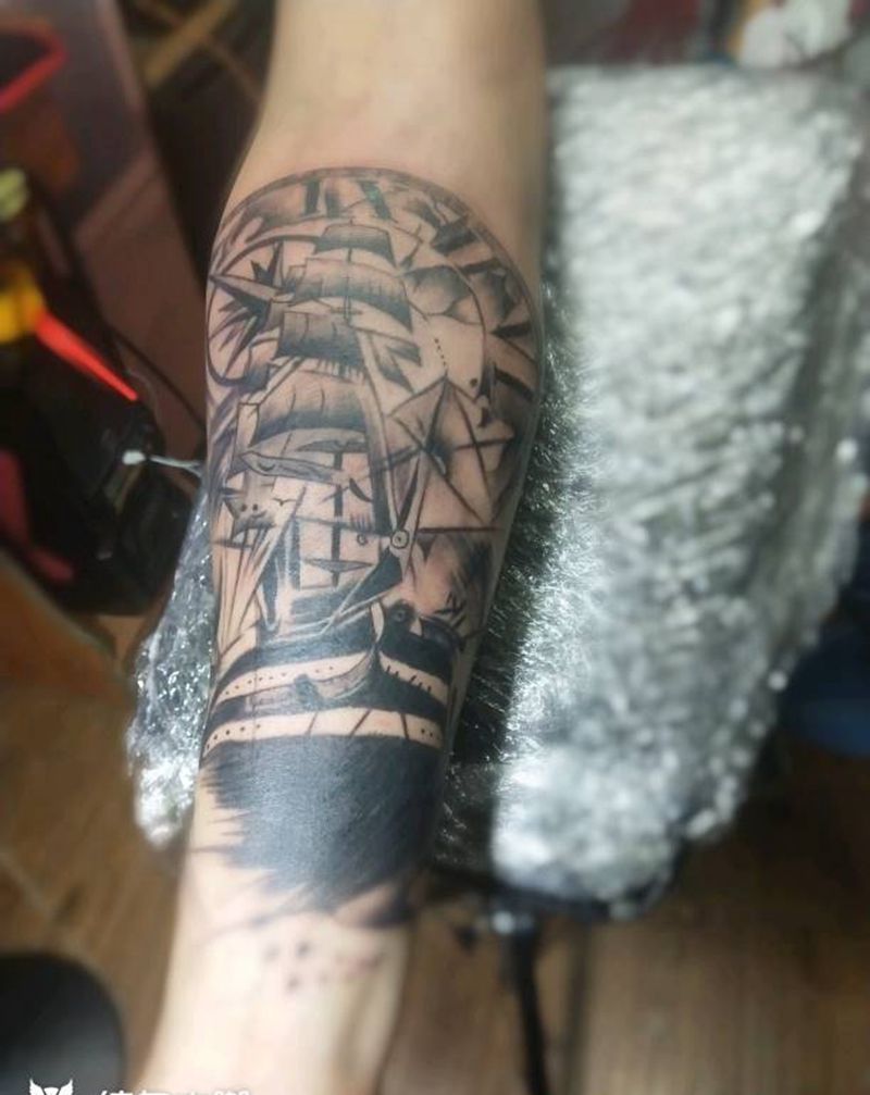 一帆风顺纹身图片_手臂纹身图案