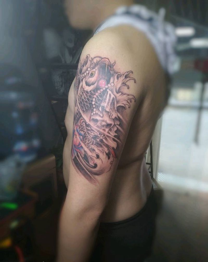 锦鲤纹身图片_手臂纹身图案