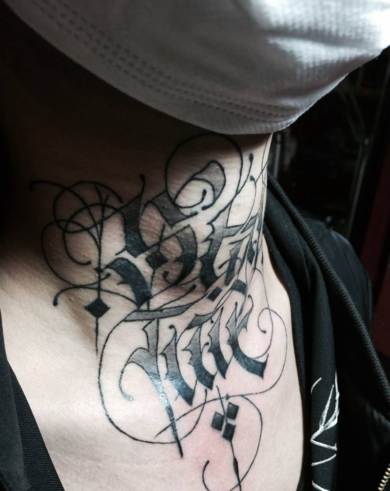 脖子英文花体纹身图片_成品颈部字符欧美纹身图案