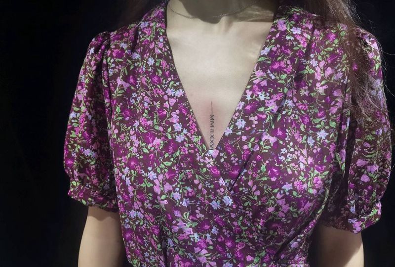 小清新纹身图片_胸部纹身图案