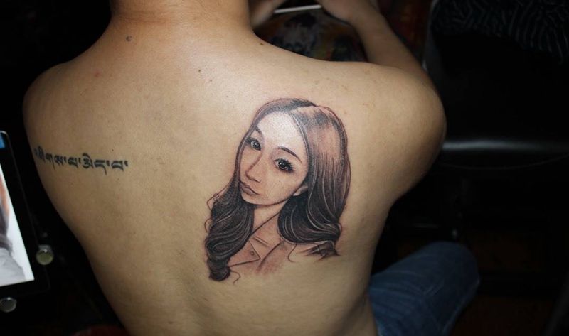 肖像纹身图片_成品背部欧美写实肖像人物原创情侣纹身图案