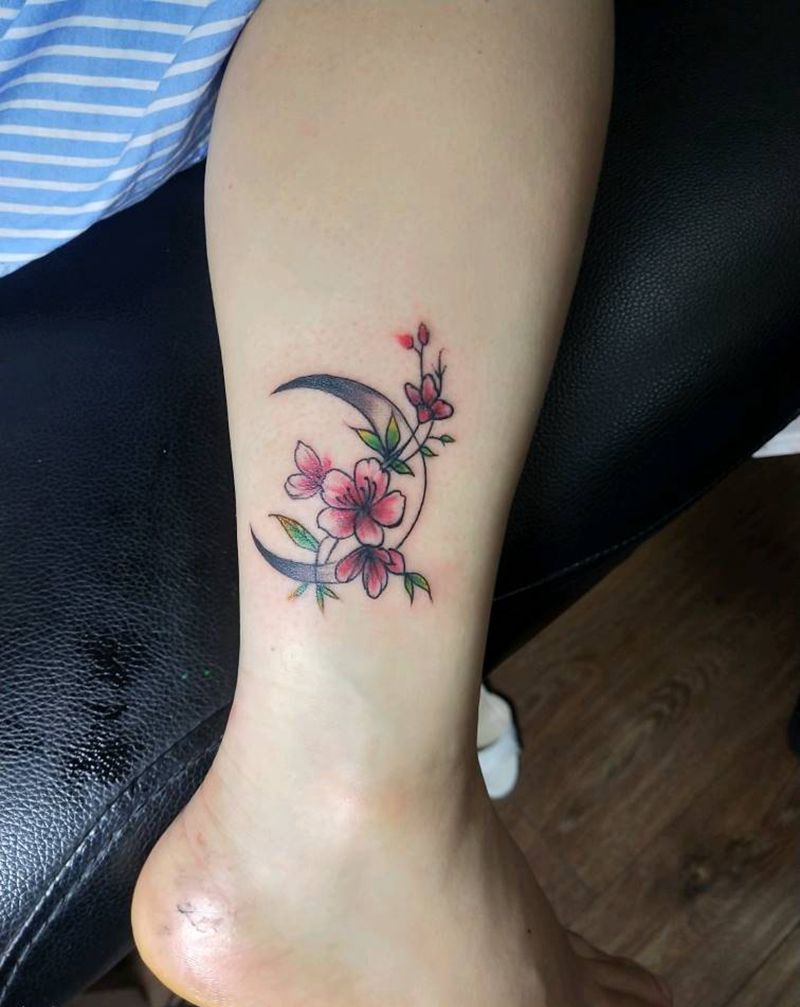 月亮纹身图片_腿部纹身图案